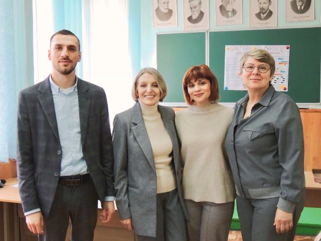 Організатори майстер-класу - партнери  ЗОШ І-ІІІ ст. № 26 та ТНПУ.